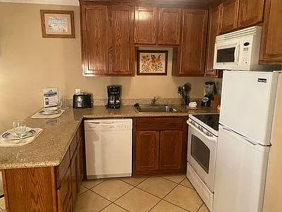 10811SA N Luis Pass Rd — Photo 4