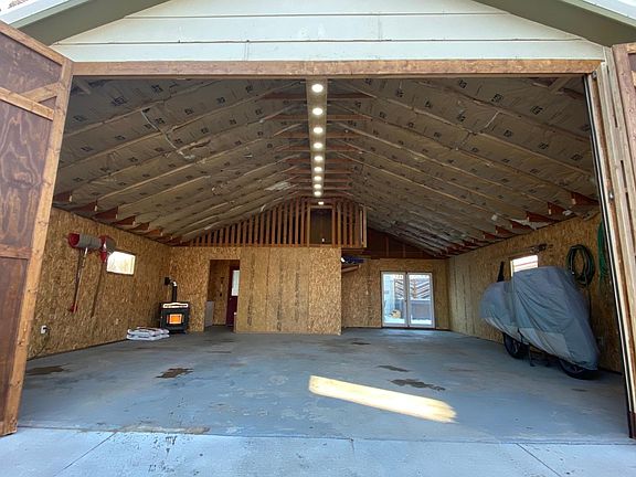 30x30 shop with pellet stove