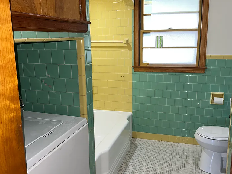 6 Everett Ave #1 — Photo 8