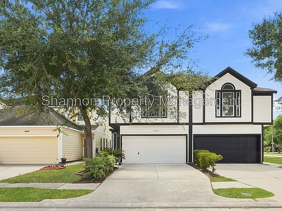 2nd image of 16551 Pentonshire Ln