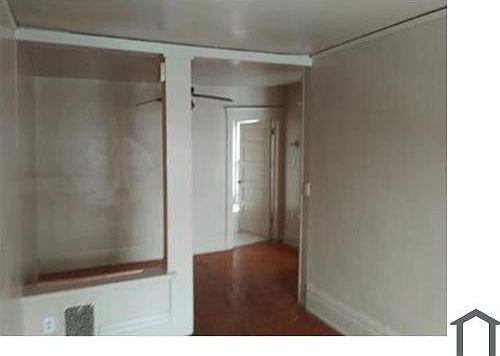 2nd image of 934 N Court St