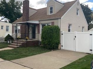 727 Hommann Ave, Perth Amboy, NJ 08861