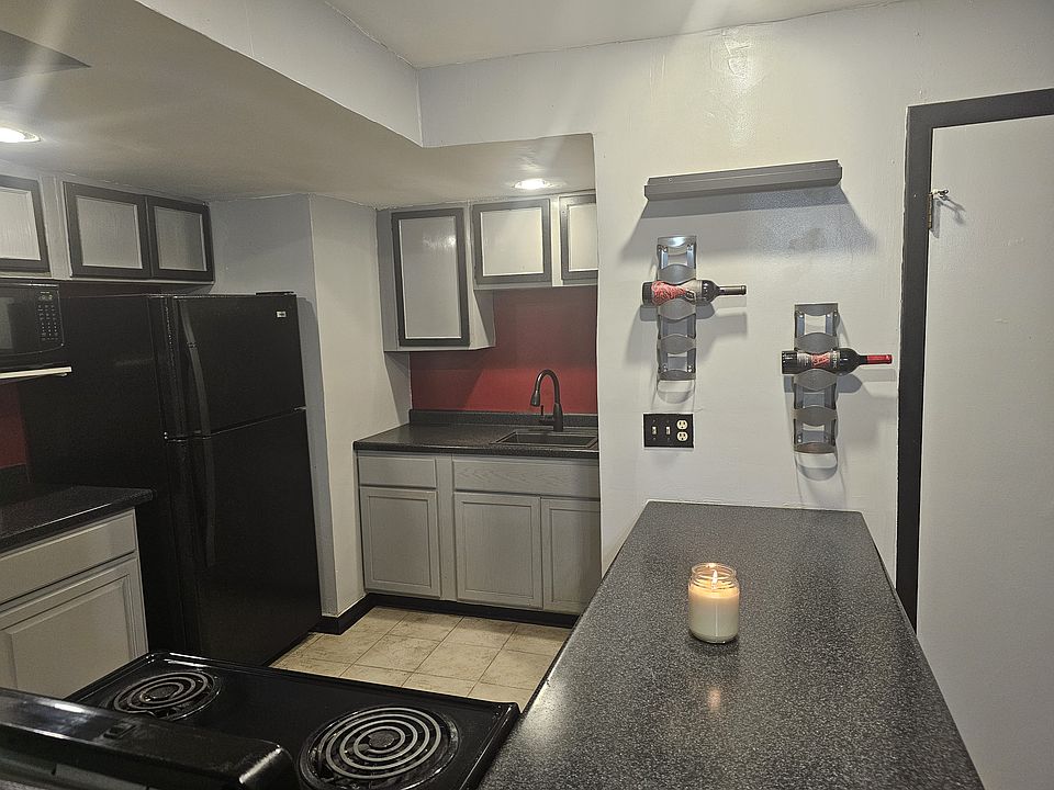 Kitchen Picture 2