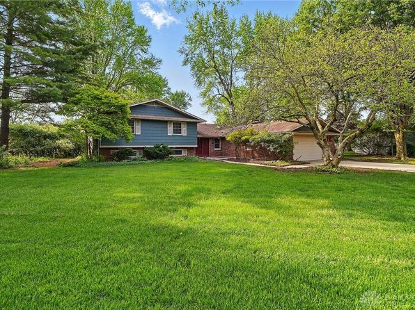 1450 Peck Ln, Dayton, OH 45459