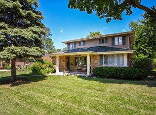 360 Cottage Ave, Glen Ellyn, IL