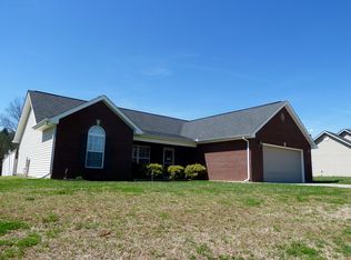 837 Amburn Meadows Ln, Maryville, TN 37801