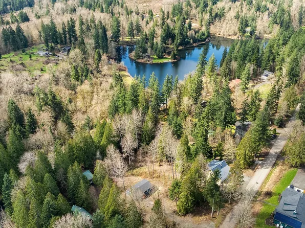 23904 E Lake Kayak Drive, Monroe, WA 98272
