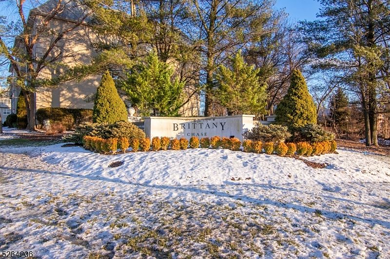 1st image of 1217 Brittany Dr #1217
