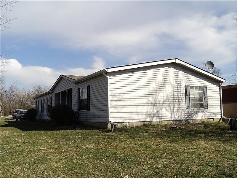 2nd image of 2809 Bellview Ln