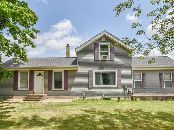 307 N Ray Quincy Rd, Quincy, MI 49082