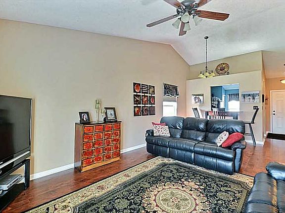 4th image of 8419 Fort Sumter Dr