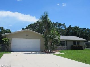 1650 N Hermitage Rd, Fort Myers, FL 33919