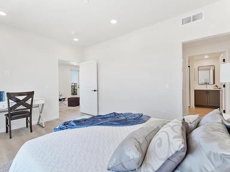 4064 E Live Oak Ave — Photo 56