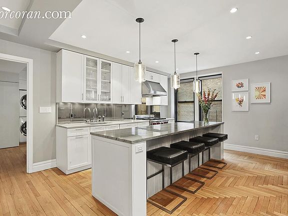 2nd image of 135 Eastern Pkwy APT 5C