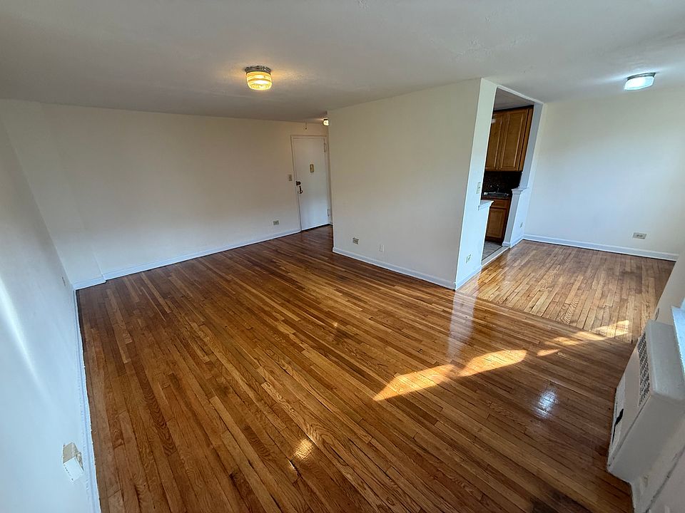1st image of 14470 41st Ave APT 1K