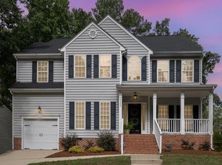 8400 Hobhouse Cir, Raleigh, NC 27615