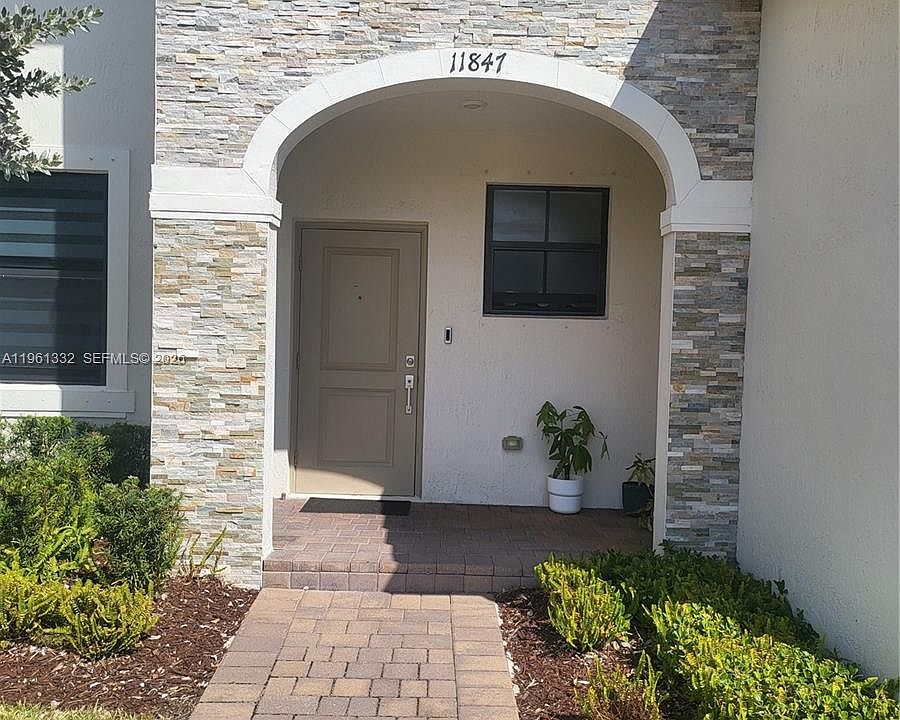 1st image of 11847 SW 246th Ter