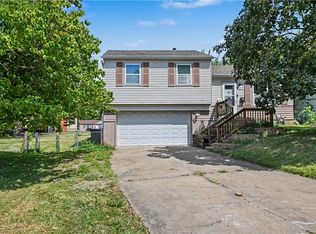 16108 E 32nd St S, Independence, MO 64055