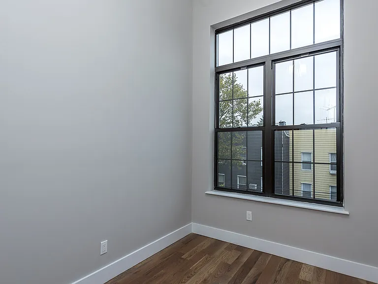 107 Skillman Ave #3T — Photo 9
