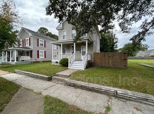 1112 Hoover Ave, Chesapeake, VA 23324