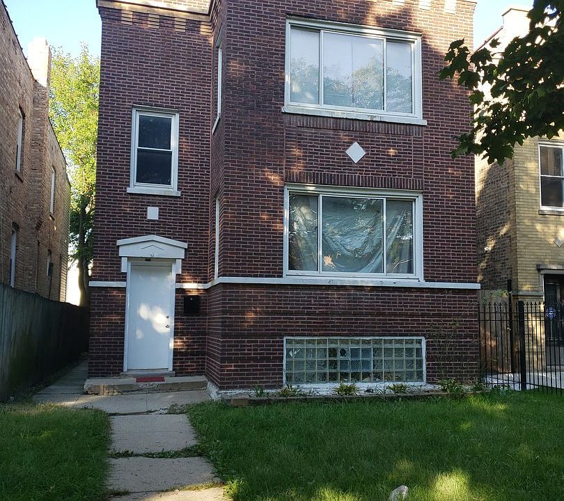 1st image of 1730 N Luna Ave #1