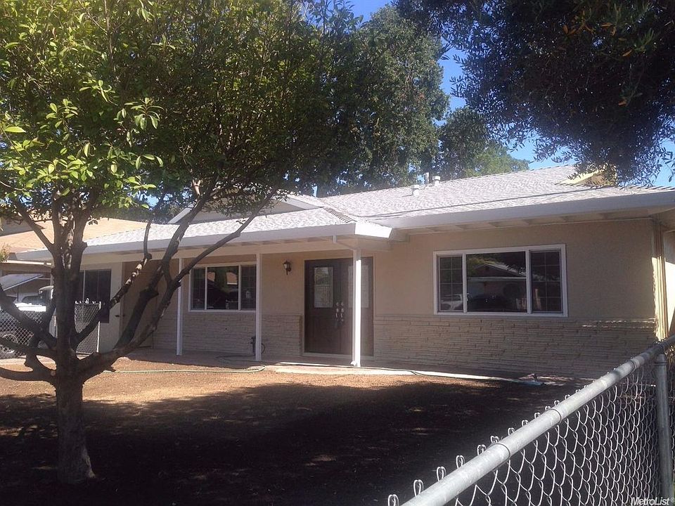 1st image of 318 Jessie Ave