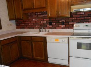 8735 Usher Rd, Olmsted Township, OH 44138