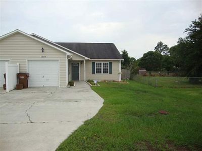 104 Charlton Rd, Hubert, NC, 28539