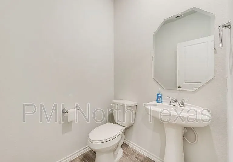 1713 Wayne Ln — Photo 22