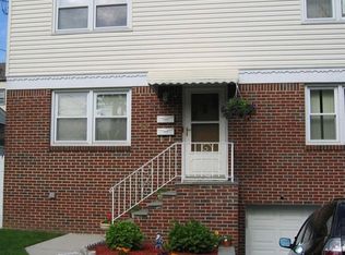 69 Thomas Pl, Yonkers, NY 10701