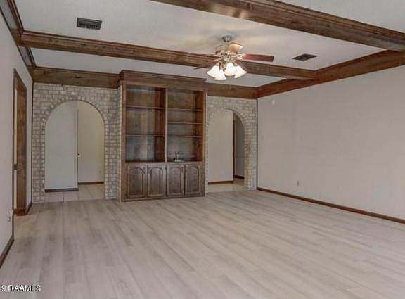 4th image of 206 Pontalba Dr