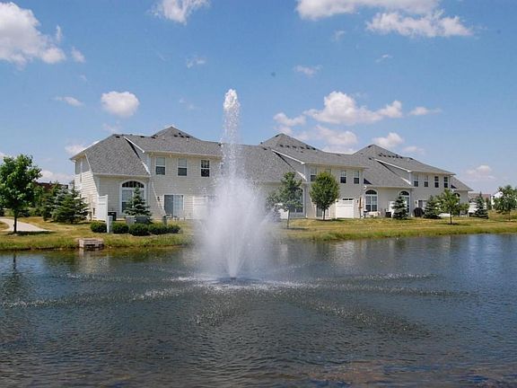 2nd image of 140 Lakes At Cheshire Dr