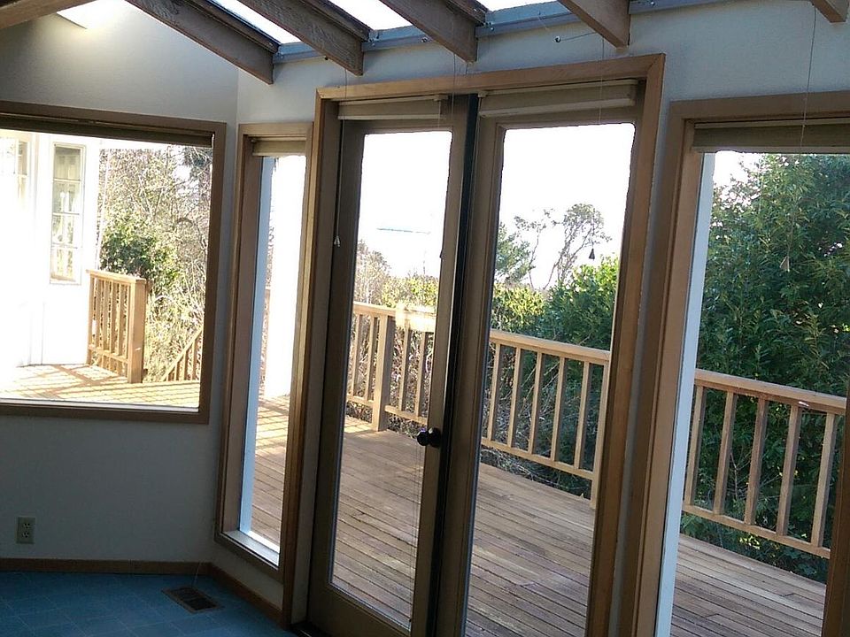 Nook - looking onto porch