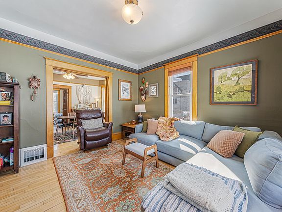 5th image of 526 N Ida St