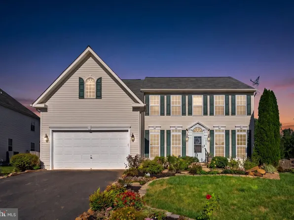 10967 Southcoate Village Dr, Bealeton, VA 22712