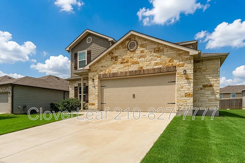 5 bed, 3.5 bath, 2598 sqft, $2,197 — Photo 3