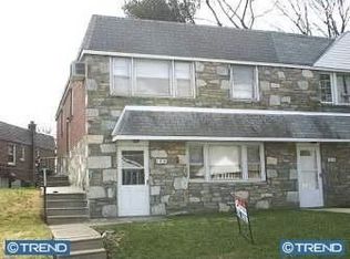 1916 Benton St, Philadelphia, PA 19152