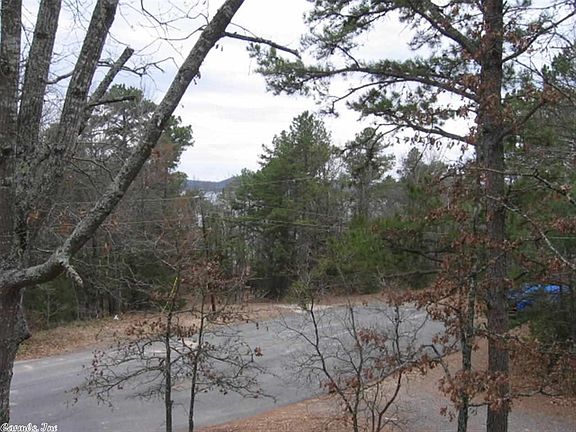 3rd image of 176 Wilshire Dr