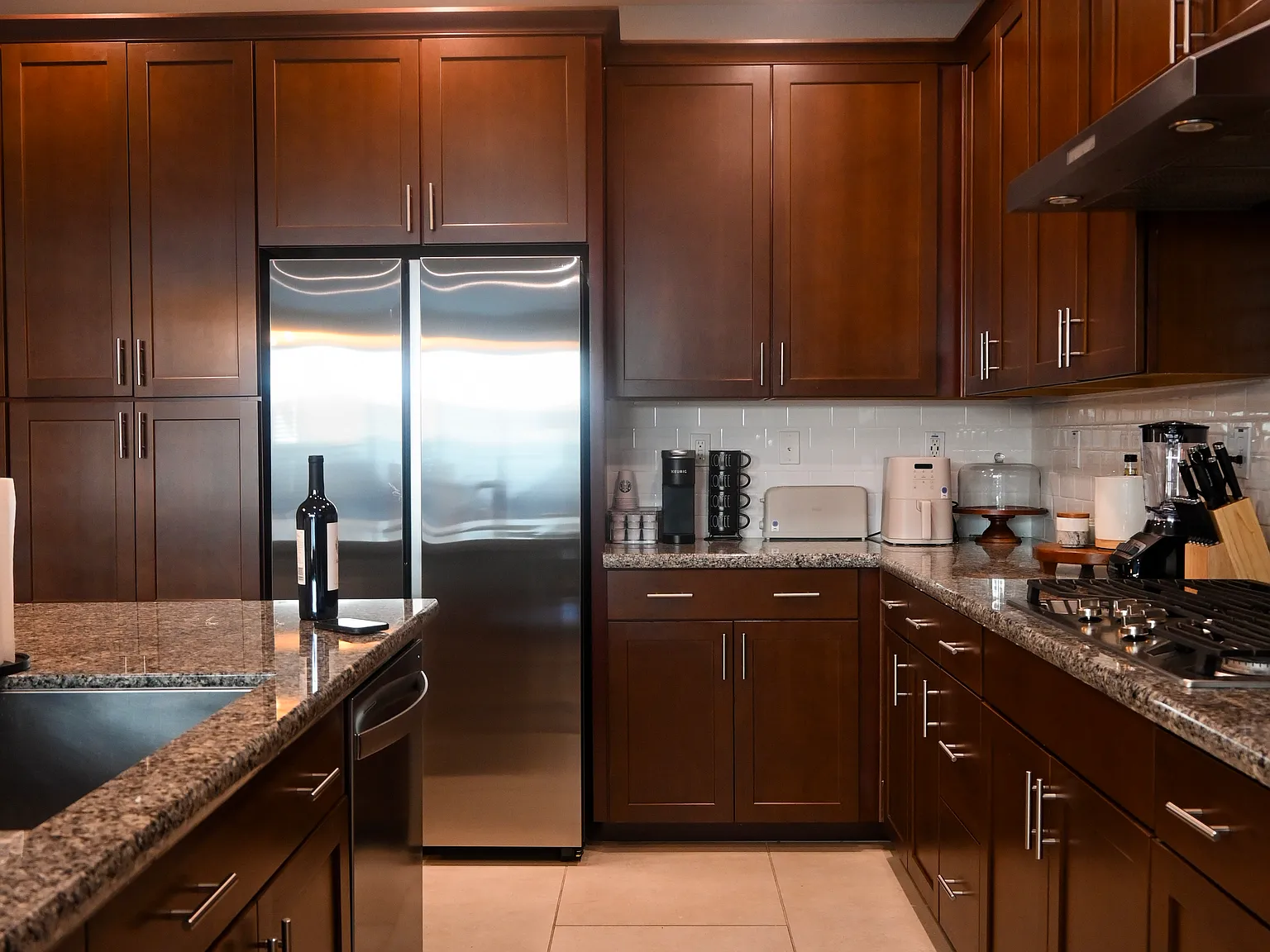 3 bed, 1662 sqft, $4,200 — Photo 4