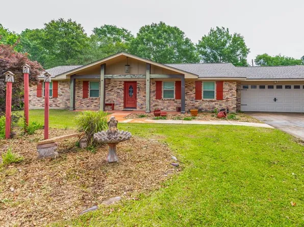 114 Rolling Hills Dr, Lumberton, TX 77657