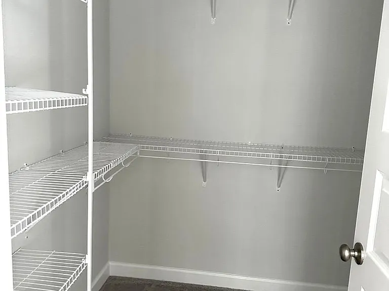 1414 Irving Hill Dr — Photo 17