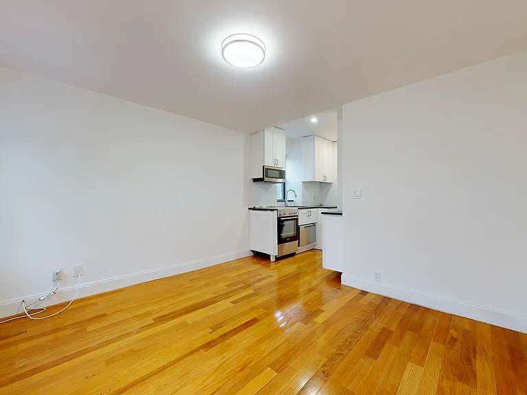 242 W 10th St #63 — Photo 5