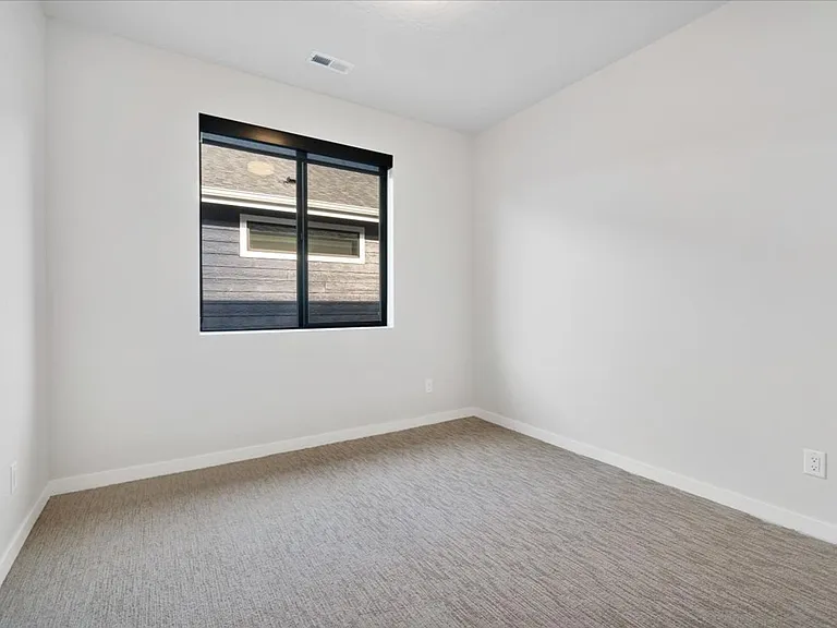 3012 N Pavo Ln — Photo 18