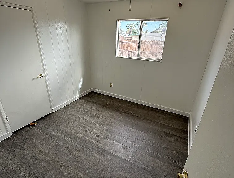 2229 S Olivia Ave — Photo 7