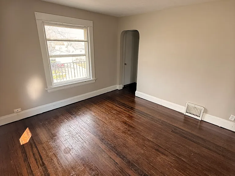 4513 20th Ave #2 — Photo 7