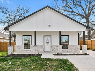 237 Peach St, Bryan, TX 77803