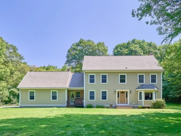 9 Tower Hill Rd, Oxford, MA 01540