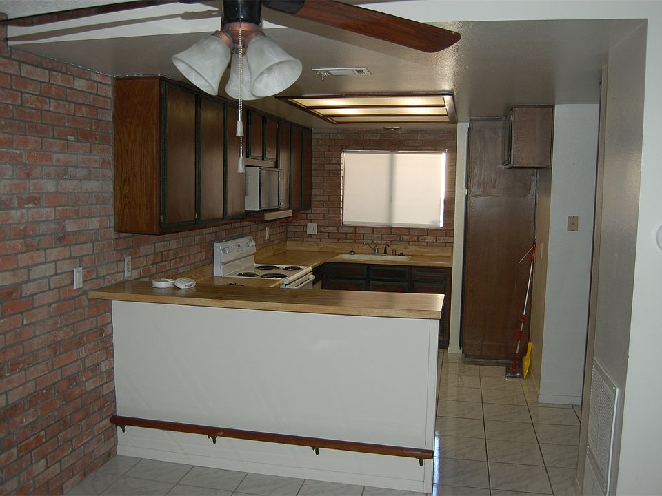 1st image of 609 E Palm Ave