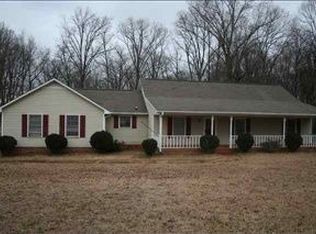 1308 Autun Rd, Pendleton, SC 29670
