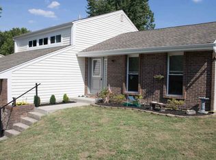 1529 Woodside Dr, Florence, KY 41042